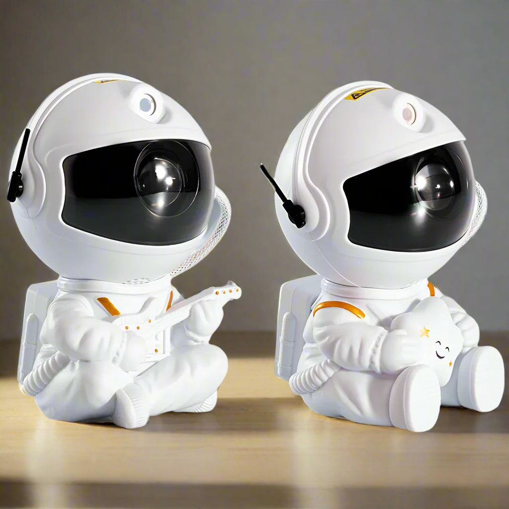 Deux veilleurs projecteur astronaute