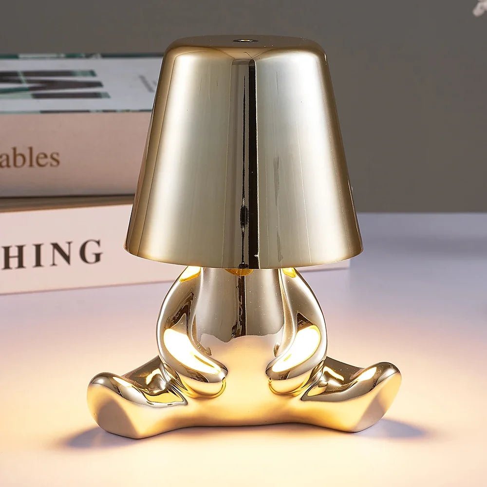 lampe de chevet MR GOLD assis