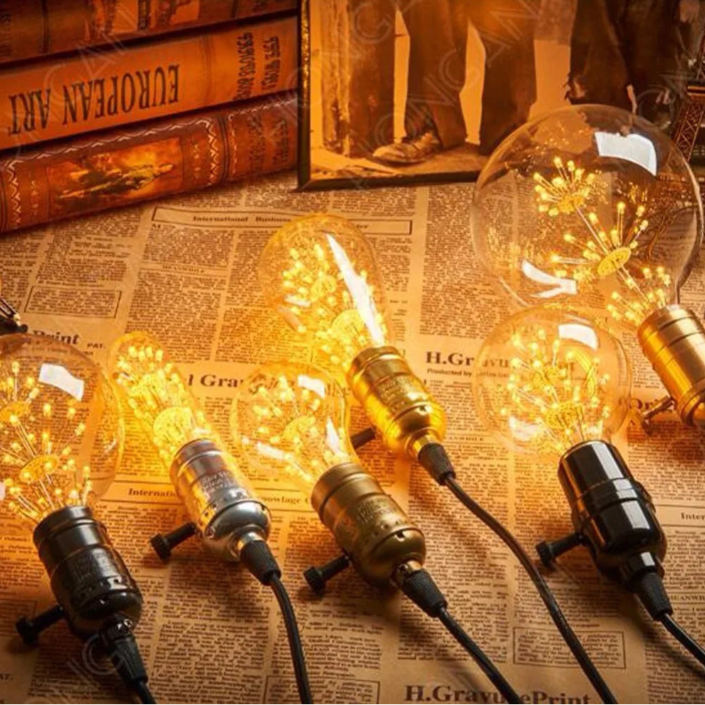 Ampoule vintage feu d'artifice des livres et journal 