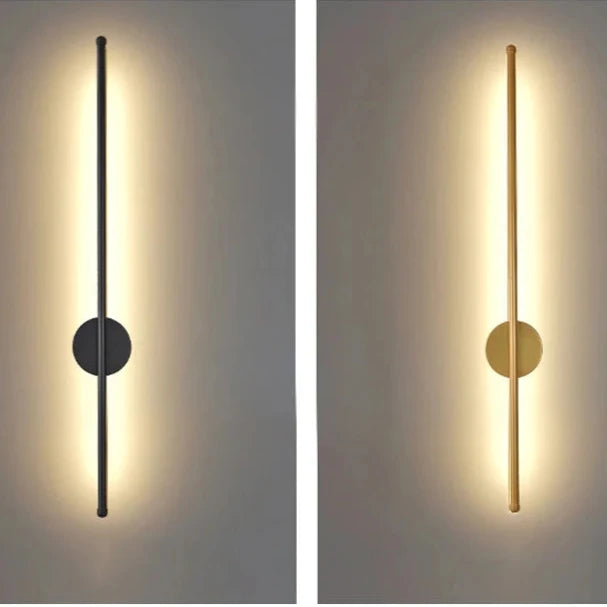 Applique murale droite LED dorée et noir allumé