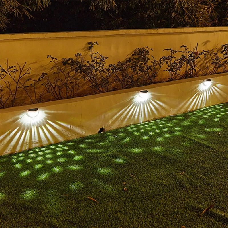 Applique murale extérieur pour terrasse à LED dans un jardin 