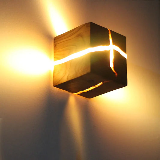 Applique murale led lueur fissurée allumée