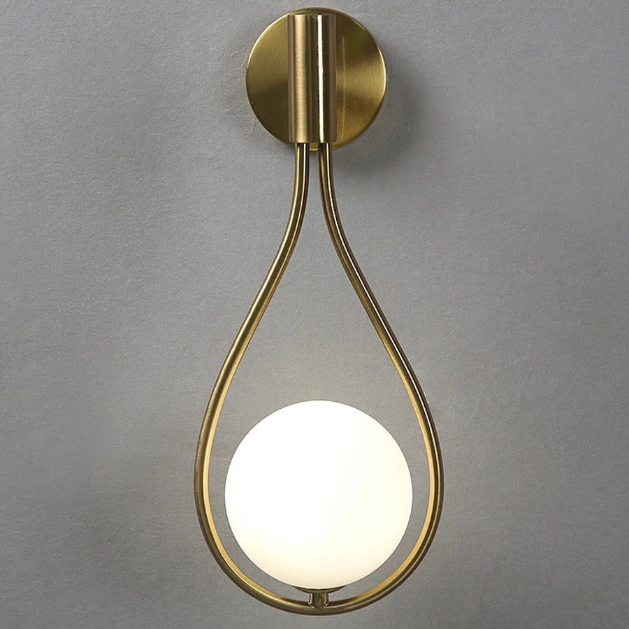 Applique murale scandinave goutte d'eau allumée