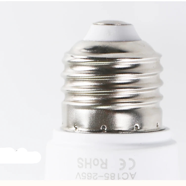  Culot d'une ampoule LED E27 culot 