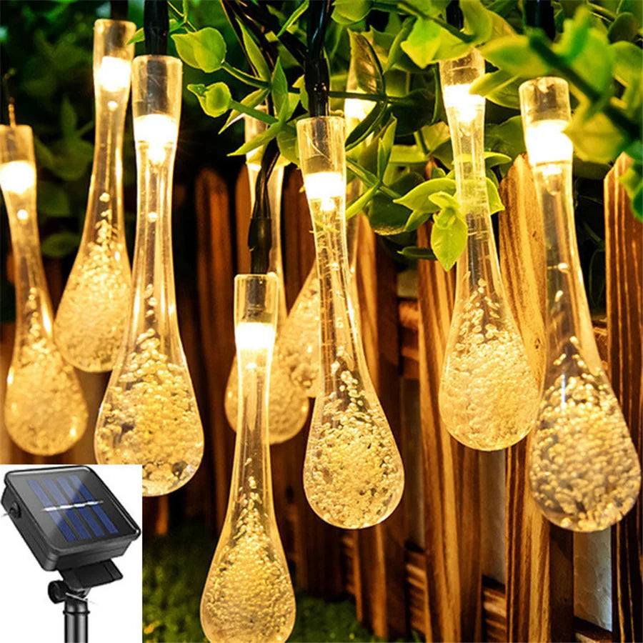 guirlande lumineuse extérieur en forme de goutte et capteur solaire 