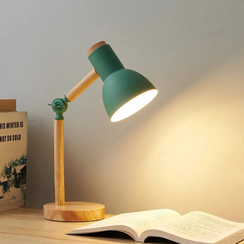 Lampe de chevet articulée allumé livre ouvert 