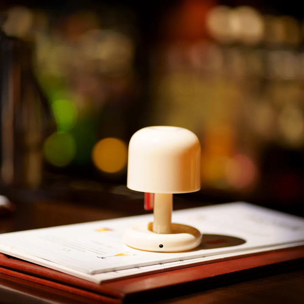 Lampe de chevet miniature coucher de soleil dans un restaurant 