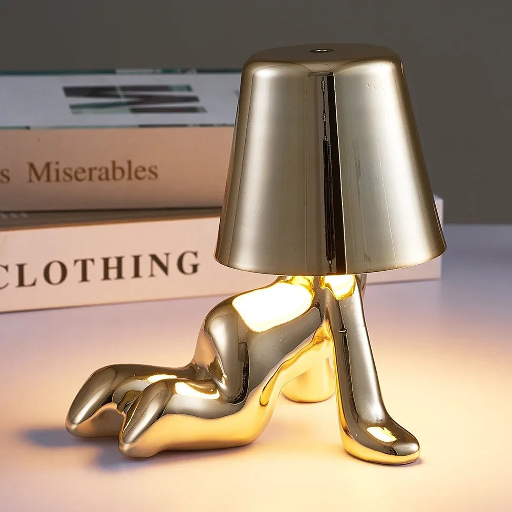 Lampe de chevet MR GOLD quatre pattes allumé
