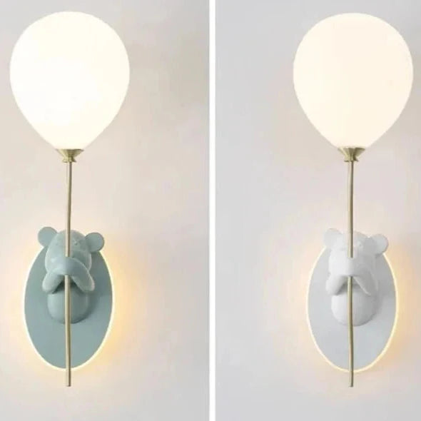 Lampe de chevet murale Ourson bleu allumé et éteint 
