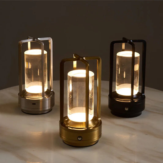 Lampe de chevet tactile LED noir doré et argenté allumé 