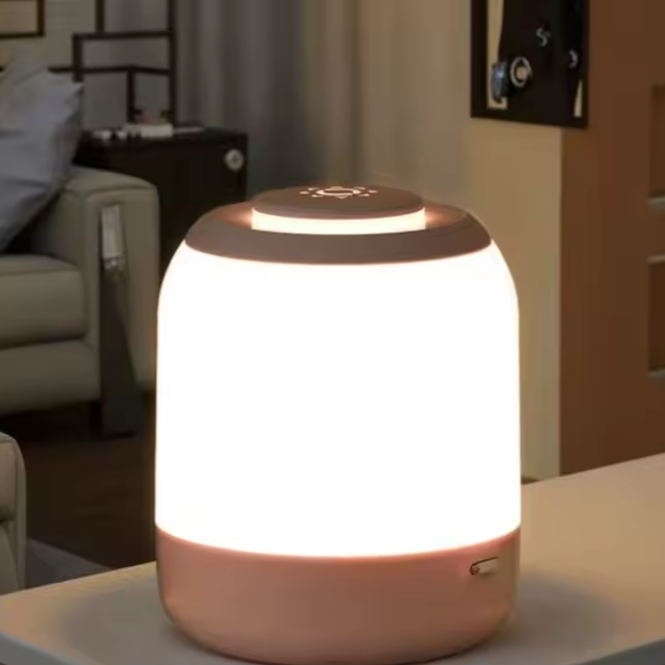 Lampe de chevet tactile rose allumé 