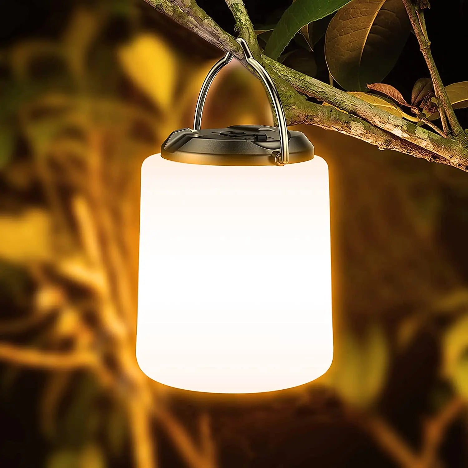 Lampe de table rechargeable accroché à un arbre 