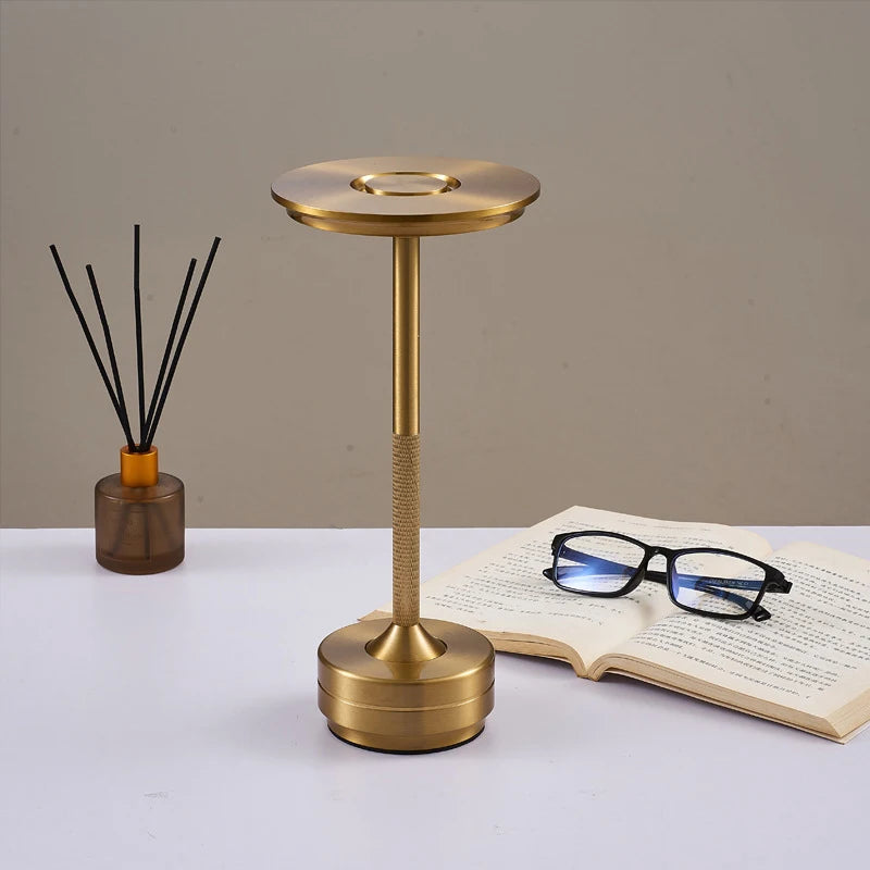 Lampe de table rechargeable tactile bronze