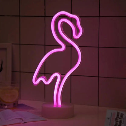  Lampe led rechargeable flamant rose sur bureau 