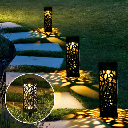 Lampe solaire extérieure décorative sur gazon 