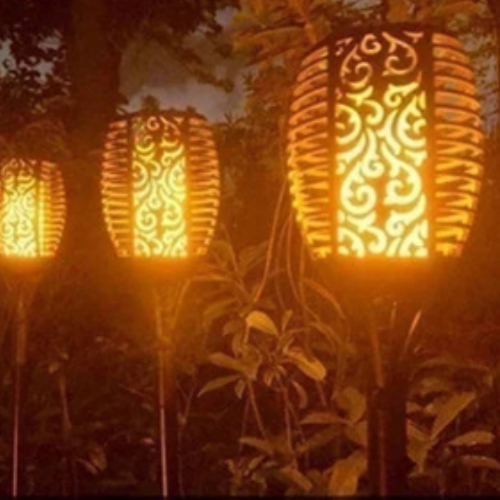 Lanterne solaire extérieur lumière chaude  