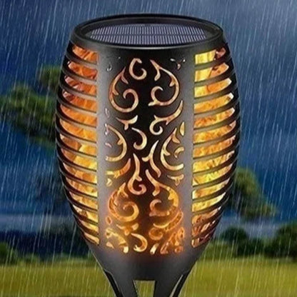 Lanterne solaire extérieur sous la pluie 
