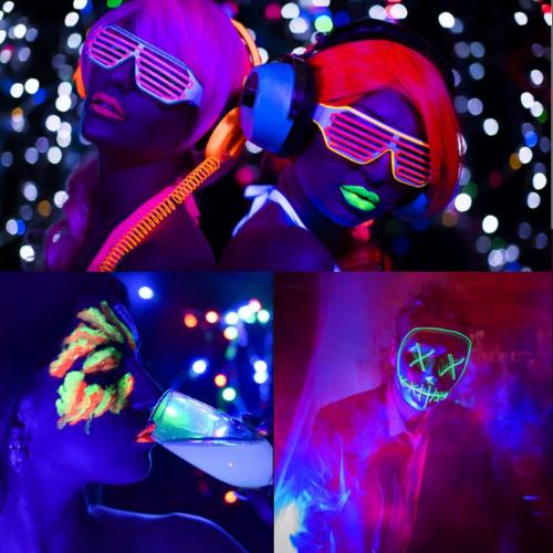 Personnes déguisées et ampoule LED violette 