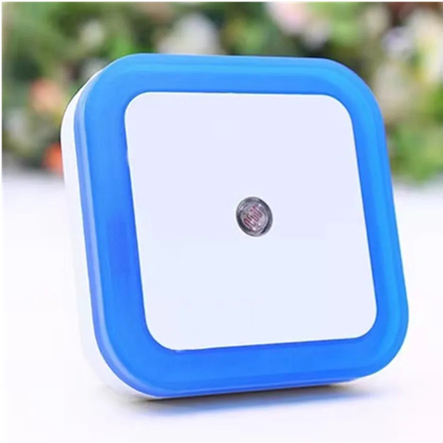 Veilleuse LED avec capteur crépusculaire carré bleu 