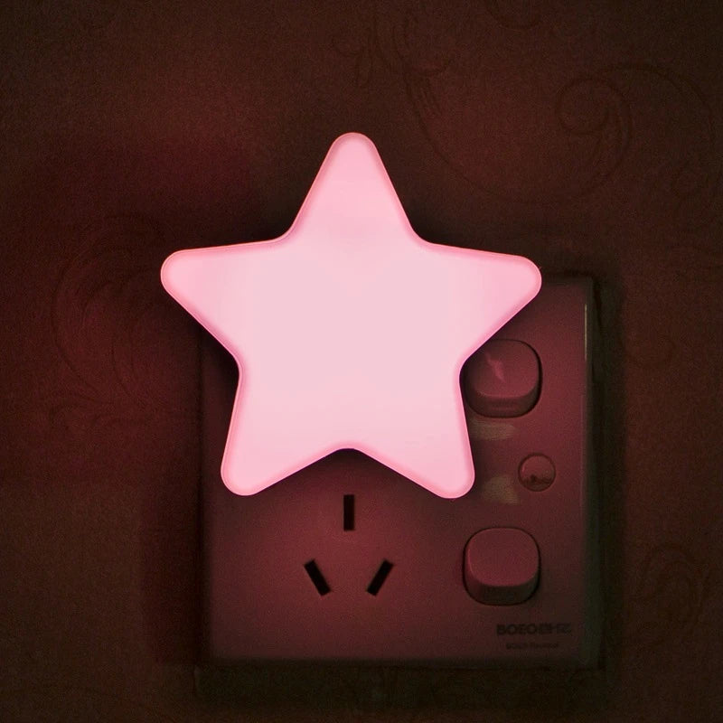 Veilleuse étoile LED sur prise rose 