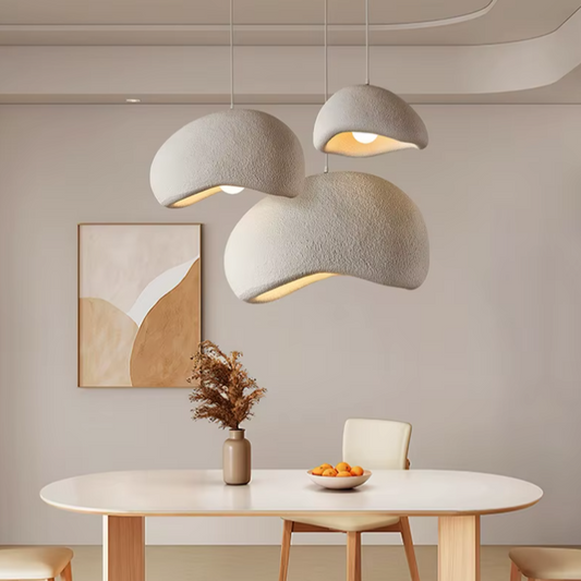 Ensemble de suspension LED wabi sabi dans un salon 