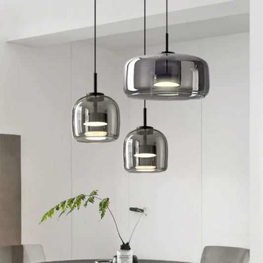 Une table et suspension nordique LED  