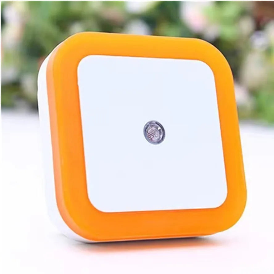 veilleuse LED avec capteur crépusculaire carré orange 